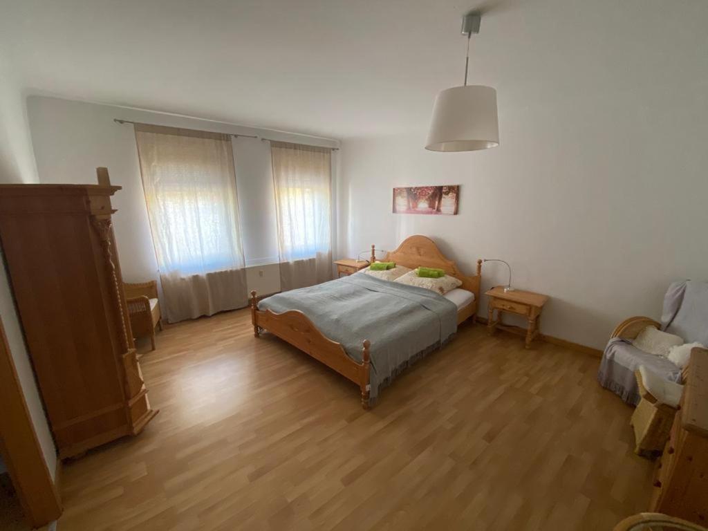 Ferienwohnung Am Theo Carlen Platz Ormesheim Exteriér fotografie